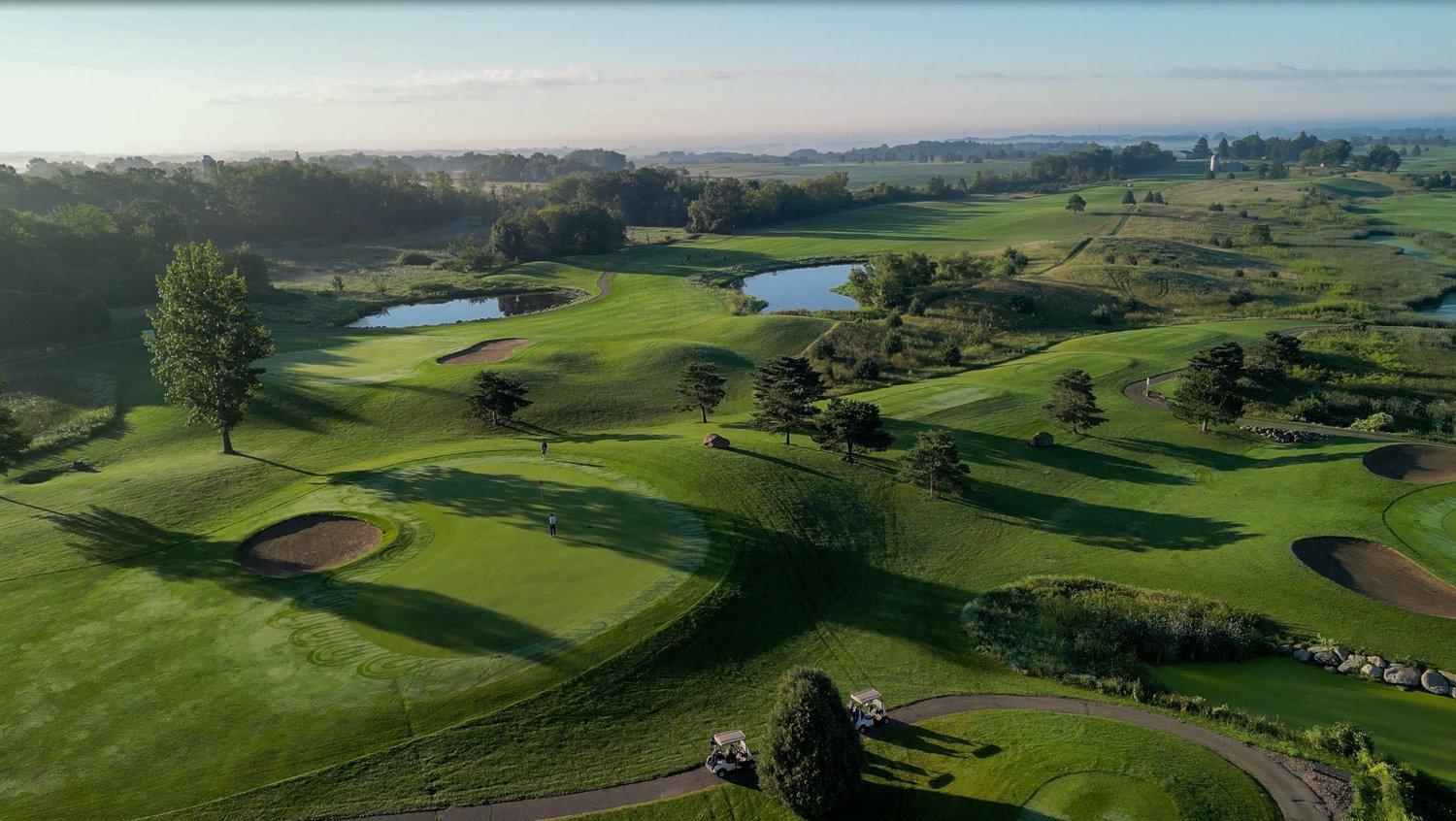 Albion Ridges Golf Club slide 2 of 3